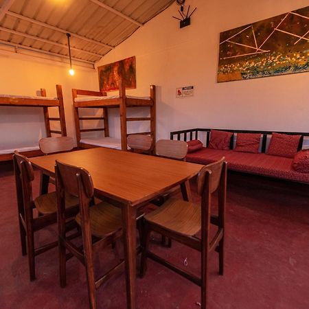 Hotel La Paulo'S Near Beach Resort Morjim Zewnętrze zdjęcie