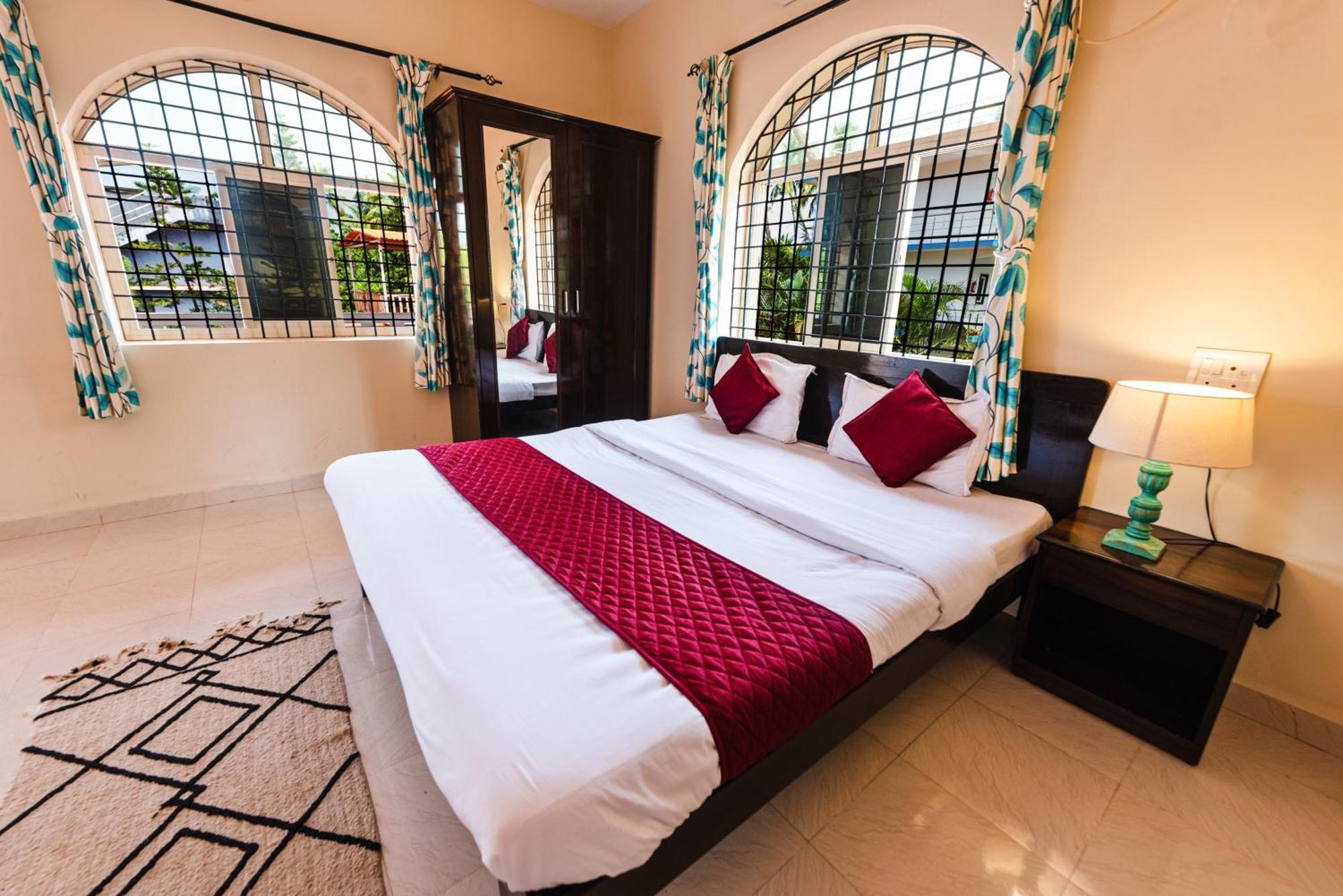 Hotel La Paulo'S Near Beach Resort Morjim Zewnętrze zdjęcie