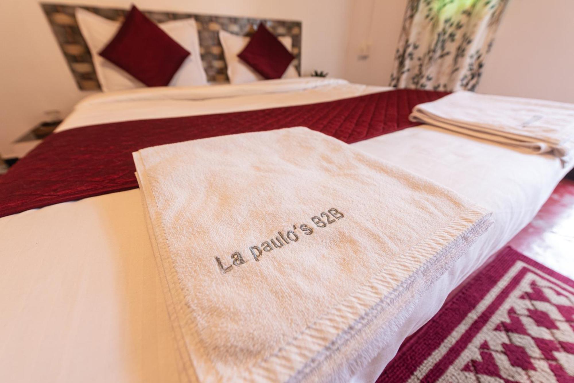 Hotel La Paulo'S Near Beach Resort Morjim Zewnętrze zdjęcie