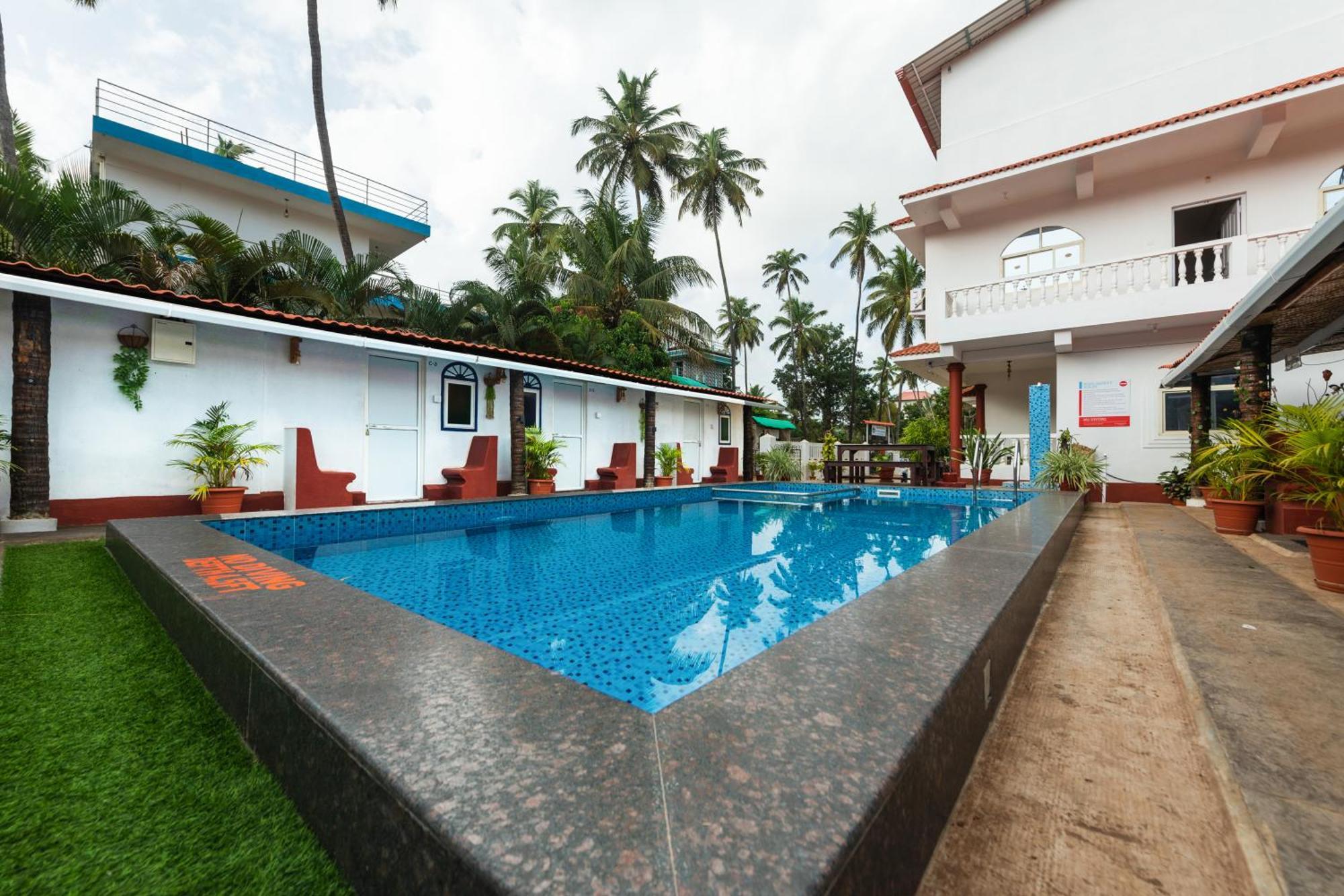 Hotel La Paulo'S Near Beach Resort Morjim Zewnętrze zdjęcie