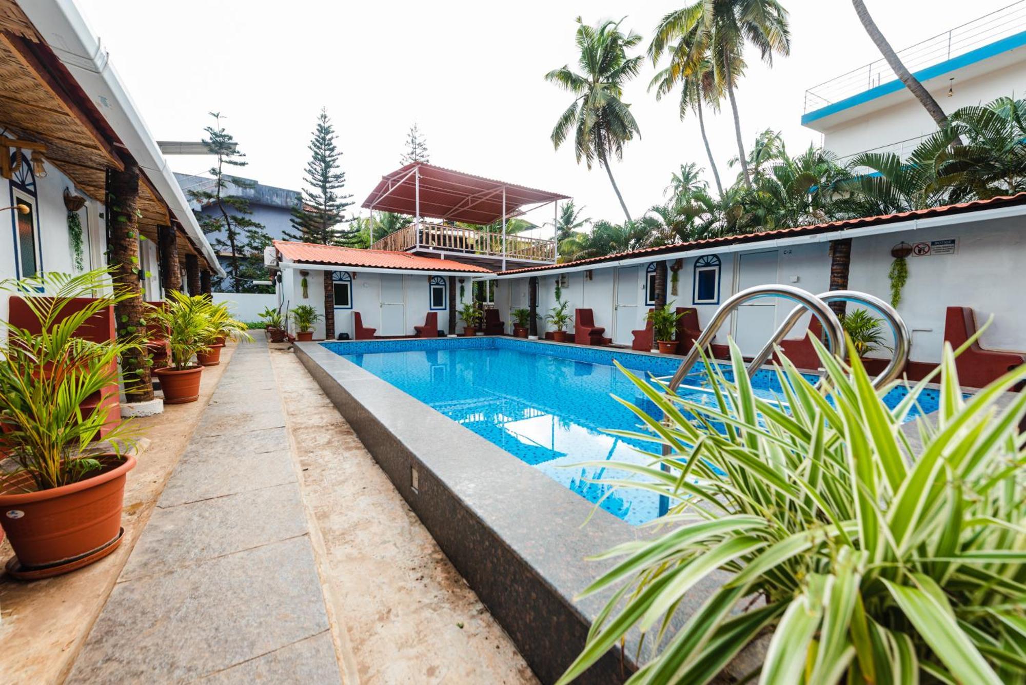 Hotel La Paulo'S Near Beach Resort Morjim Zewnętrze zdjęcie
